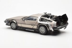 DeLorean DMC-12 Time Machine Back to the Future Silver Sun Star 1:18 2711 Diecast — photo 4 of 8