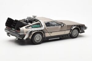 DeLorean DMC-12 Time Machine Back to the Future Silver Sun Star 1:18 2711 Diecast — photo 5 of 8