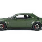 Dodge Challenger R/T SCAT Pack Widebody Green GT Spirit 1:18 - image 3 of 5