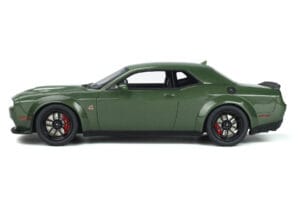 Dodge Challenger R/T SCAT Pack Widebody Green GT Spirit 1:18 GT815 Resin — photo 3 of 5