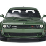 Dodge Challenger R/T SCAT Pack Widebody Green GT Spirit 1:18 - image 4 of 5