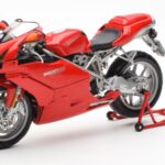Ducati 999 Red Minichamps 1:12 - image 2 of 4