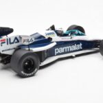 Brabham BT52 #6 R. Patrese South African GP 1983 MCG 1:18 MCG18619F - image 2 of 6