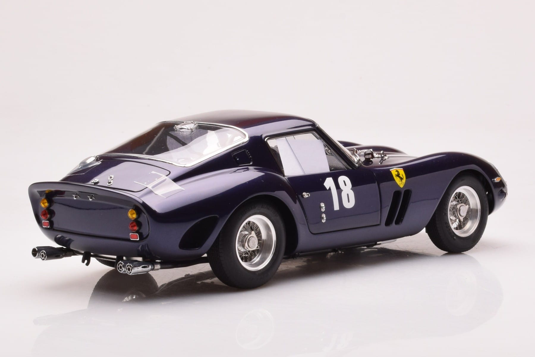 Ferrari 250 GTO Monterey Historic Races Laguna Seca 2004 CMC 1:18 M-255 Diecast — photo 2 of 7