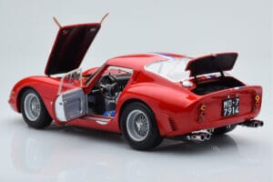 Ferrari 250 GTO #19 24 Hours of Le Mans 1962 Kyosho 1:18 08438A Diecast — photo 5 of 10