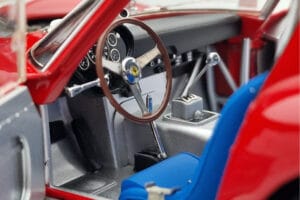 Ferrari 250 GTO #19 24 Hours of Le Mans 1962 Kyosho 1:18 08438A Diecast — photo 8 of 10