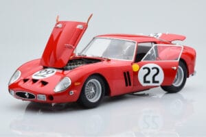 Ferrari 250 GTO #22 24 Hours of Le Mans 1962 Kyosho 1:18 08438B Diecast — photo 2 of 10