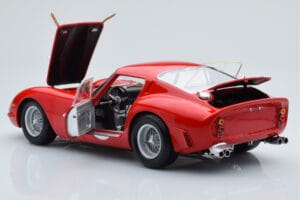 Ferrari 250 GTO #22 24 Hours of Le Mans 1962 Kyosho 1:18 08438B Diecast — photo 5 of 10