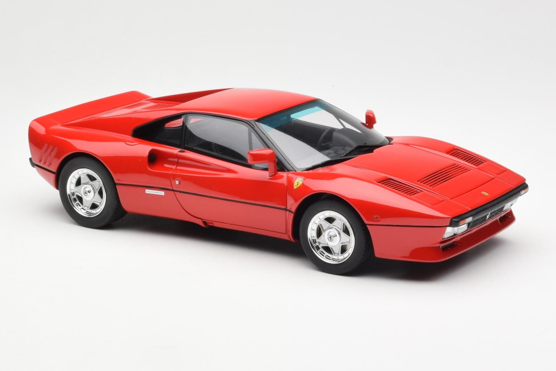 Ferrari 288 GTO Red GT Spirit 1:18 GT288 Resin — photo 4 of 6