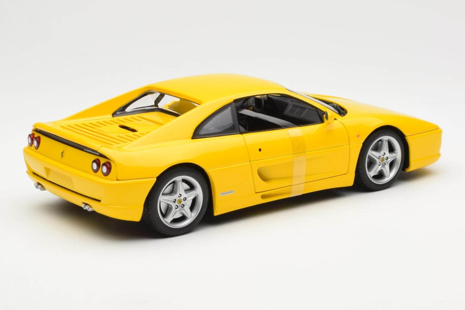 Ferrari F355 Berlinetta Yellow UT Models 1:18 180074021 Diecast — photo 2 of 6