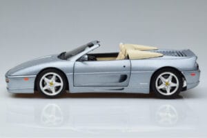 Ferrari F355 Spider Hot Wheels 1:18 23907 Diecast — photo 4 of 7