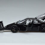 Ferrari F40 Lightweight Black Kyosho 1:18 - image 4 of 12