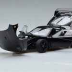 Ferrari F40 Lightweight Black Kyosho 1:18 - image 9 of 12