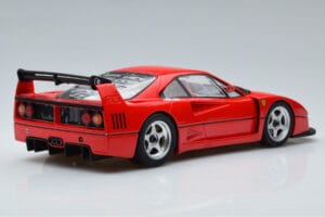 Ferrari F40 LM Red GT Spirit 1:18 GT388 Resin — photo 2 of 6