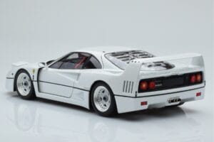 Ferrari F40 Pearl White Kyosho 1:18 08416PW-G Diecast — photo 7 of 8