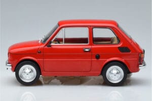 Fiat 126 Red MCG 1:18 MCG18323 Diecast — photo 3 of 6