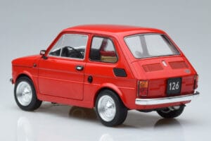 Fiat 126 Red MCG 1:18 MCG18323 Diecast — photo 5 of 6