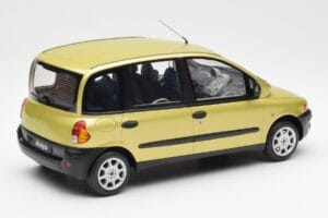 Fiat Multipla Yellow Otto 1:18 OT1047 Resin — photo 2 of 6