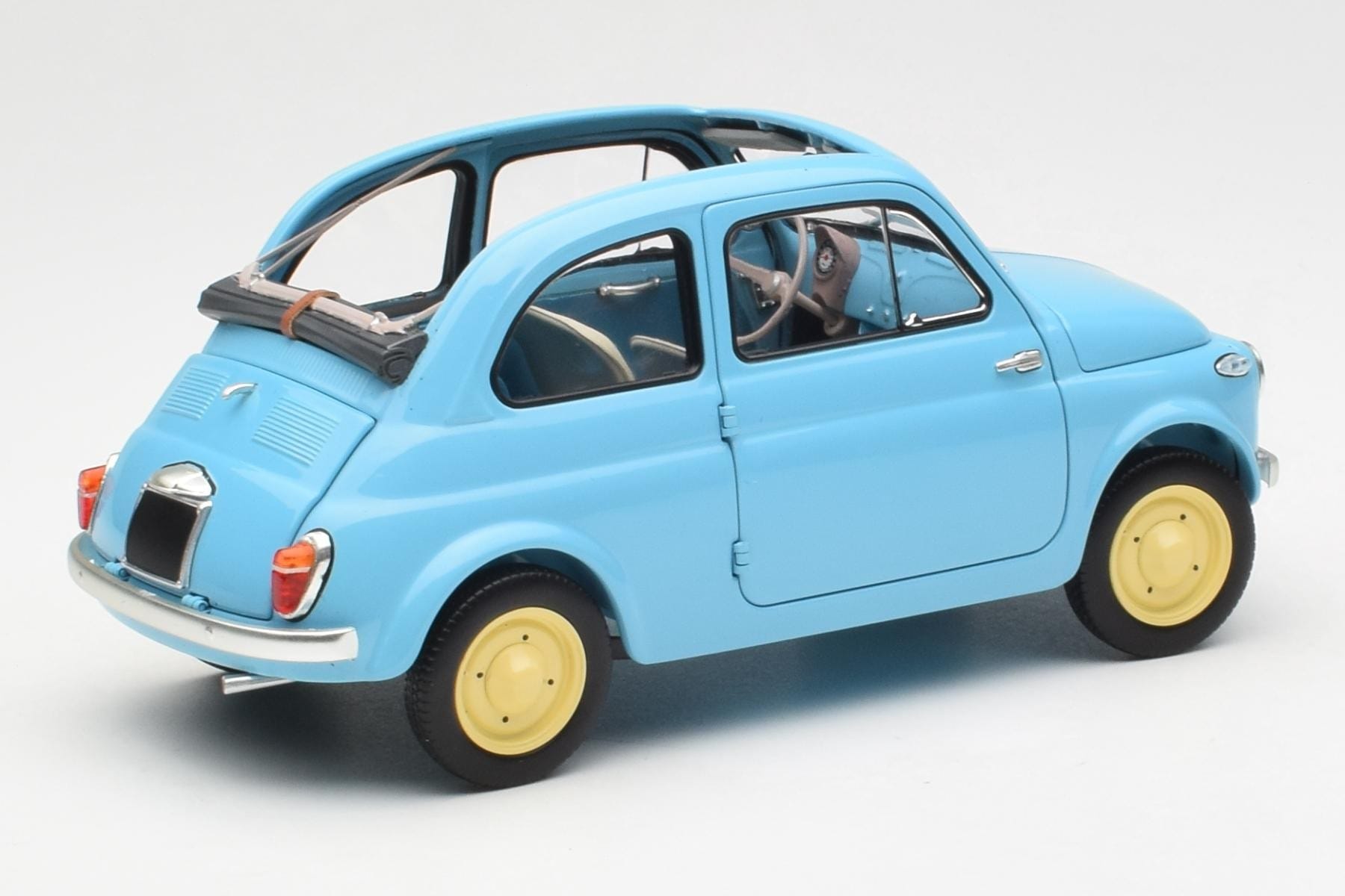 Fiat Nuova 500 Celeste Blue Kyosho 1:18 08966LB Diecast — photo 3 of 8