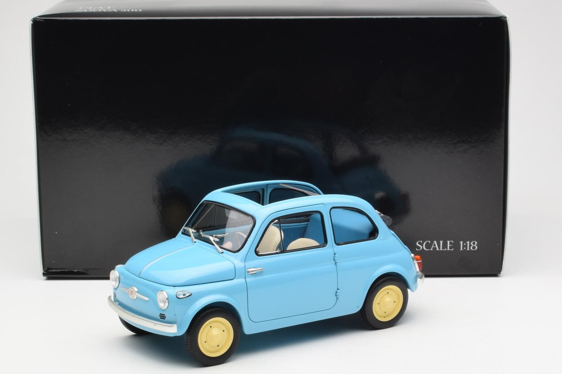 Fiat Nuova 500 Celeste Blue Kyosho 1:18 08966LB Diecast — photo 8 of 8