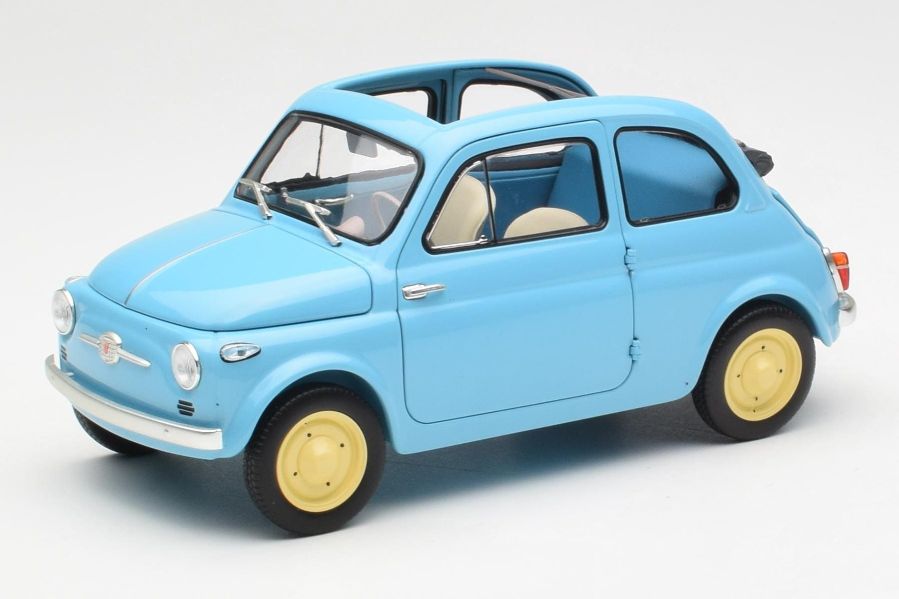 Fiat Nuova 500 Celeste Blue Kyosho 1:18 08966LB Diecast