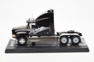 Ford Aeromax Black IXO 1:43 TR179