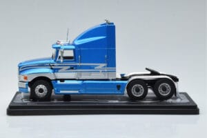 Ford Aeromax Blue IXO 1:43 TR127 Diecast — photo 3 of 6