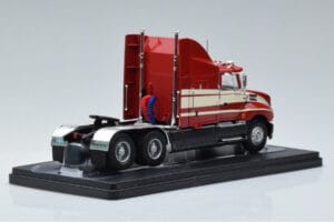 Ford Aeromax Red IXO 1:43 TR108 Diecast — photo 2 of 6