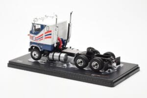 Ford CL 9000 White Blue IXO 1:43 TR177 Diecast — photo 2 of 4