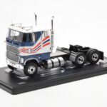 Ford CL 9000 White Blue IXO 1:43 TR177 - image 3 of 4