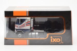 Ford CL 9000 White Blue IXO 1:43 TR177 Diecast — photo 4 of 4