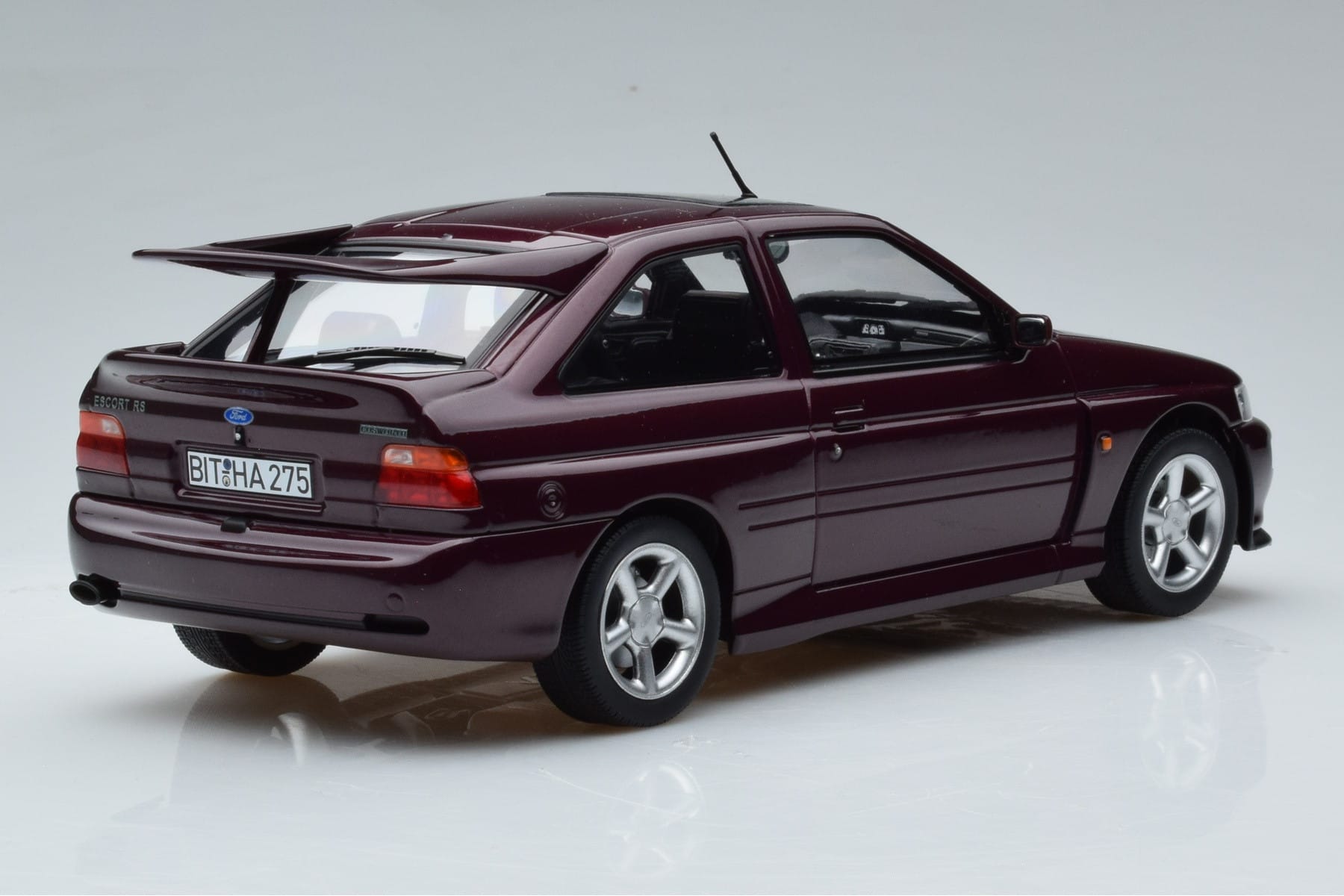 Ford Escort RS Cosworth Purple Norev 1:18 182778 Diecast — photo 2 of 6