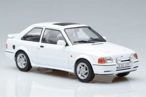 Ford Escort Mk4 RS Turbo S White MCG 1:18 MCG18271 Diecast — photo 4 of 6