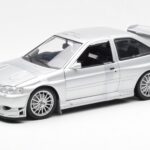 Ford Escort RS Cosworth Street Car Silver UT Models 1:18