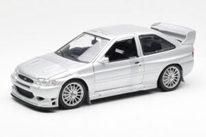 Ford Escort RS Cosworth Street Car Silver UT Models 1:18