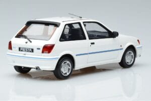 Ford Fiesta Mk3 XR2i Otto 1:18 OT967 Resin — photo 2 of 6