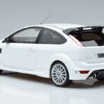 Ford Focus RS Mk2 White Otto 1:18 OT977 Resin - image 5 of 6