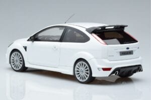 Ford Focus RS Mk2 White Otto 1:18 OT977 Resin — photo 5 of 6