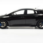 Ford Focus RS Mk3 Black Otto 1:18 - image 3 of 8