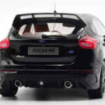 Ford Focus RS Mk3 Black Otto 1:18 - image 7 of 8