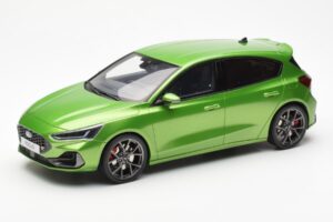Ford Focus Mk5 ST Phase 2 Mean Green Otto 1:18 OT450