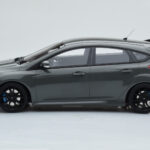 Ford Focus RS Mk3 Stealth Grey Otto 1:18 - image 3 of 6