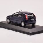 Ford Fusion Blue Minichamps 1:43 - image 3 of 4