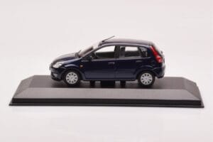 Ford Fusion Blue Minichamps 1:43 403082205
