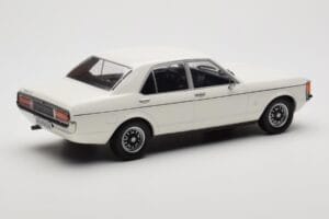 Ford Granada Mk1 White MCG 1:18 MCG18395 Diecast — photo 2 of 6