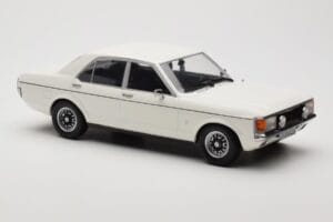 Ford Granada Mk1 White MCG 1:18 MCG18395 Diecast — photo 4 of 6