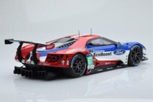 Ford GT Chip Ganassi Racing UK #67 M. Franchitti / A. Priaulx / H. Tincknell 24 Hours of Le Mans 2016 Minichamps 1:18 1551686 — photo 2 of 6