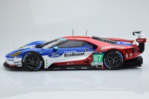 Ford GT Chip Ganassi Racing UK #67 M. Franchitti / A. Priaulx / H. Tincknell 24 Hours of Le Mans 2016 Minichamps 1:18 1551686 — photo 3 of 6