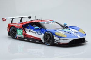 Ford GT Chip Ganassi Racing UK #67 M. Franchitti / A. Priaulx / H. Tincknell 24 Hours of Le Mans 2016 Minichamps 1:18 1551686 — photo 4 of 6