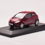 Ford Ka Mk2 Purple Minichamps 1:43 - image 2 of 4